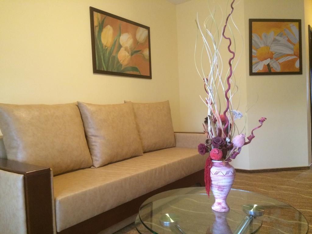 Hotel Astoria Alba Iulia Kamer foto